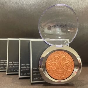 Mary Kay Sheer Dimensions Powder - Lace